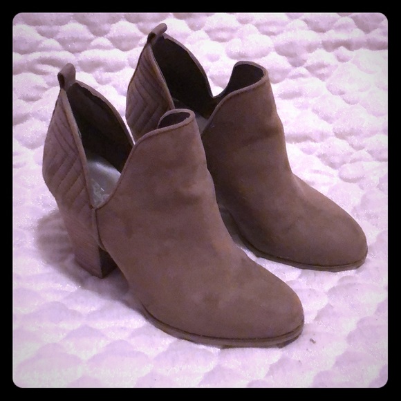 Gray Carlos Bootie - Picture 1 of 4